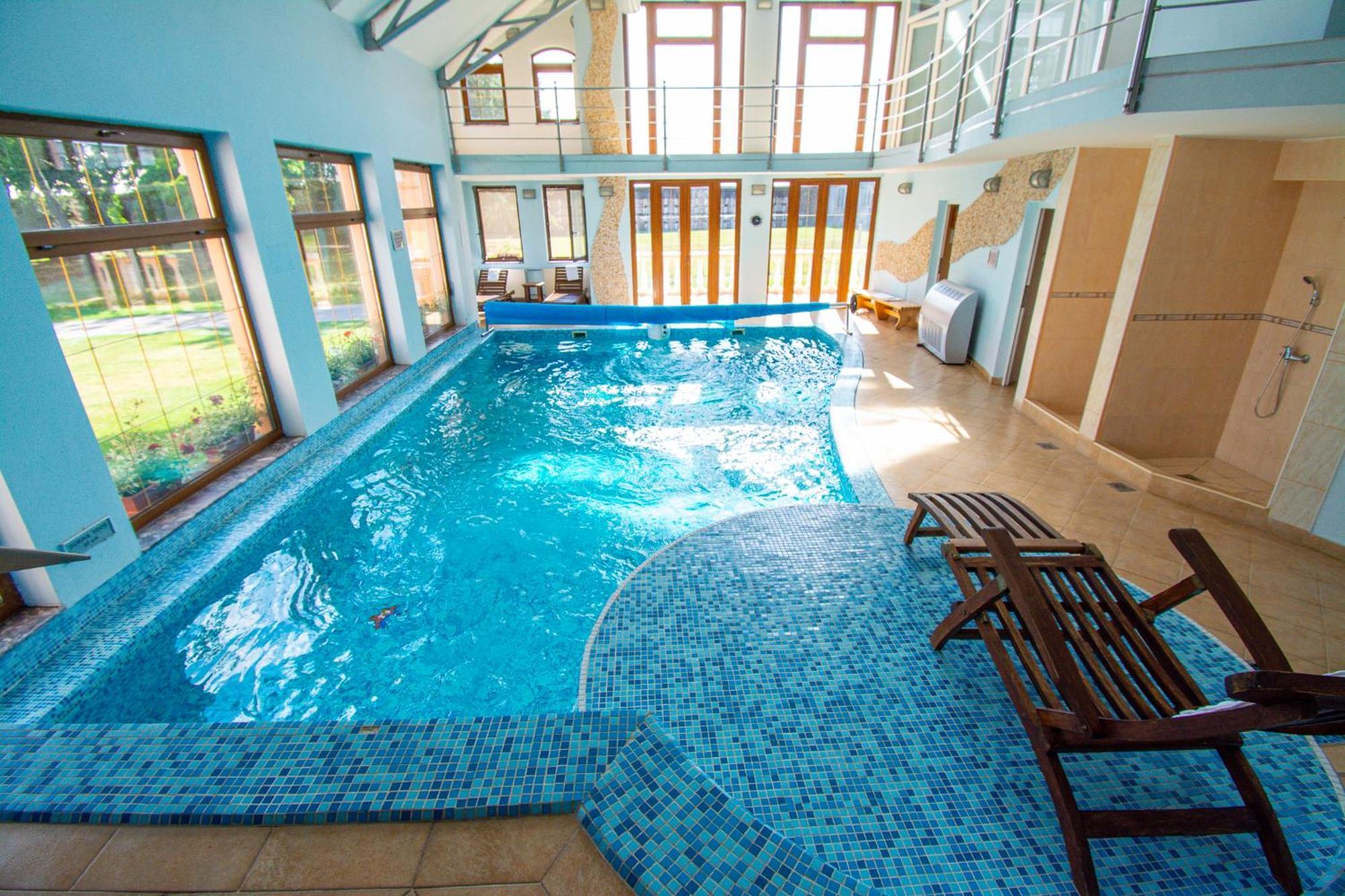 Hotel Villa Majur Subotica Esterno foto