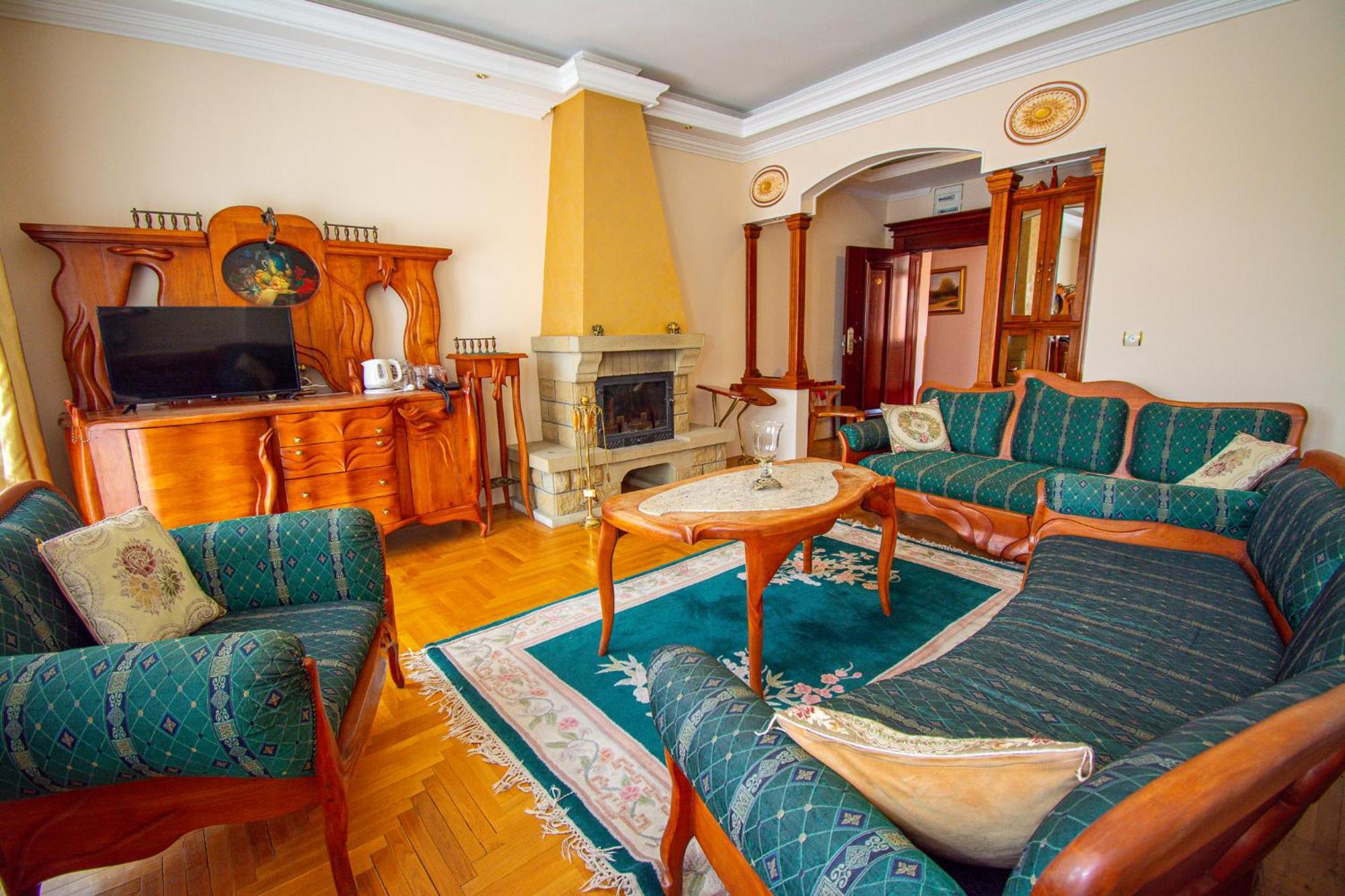Hotel Villa Majur Subotica Esterno foto