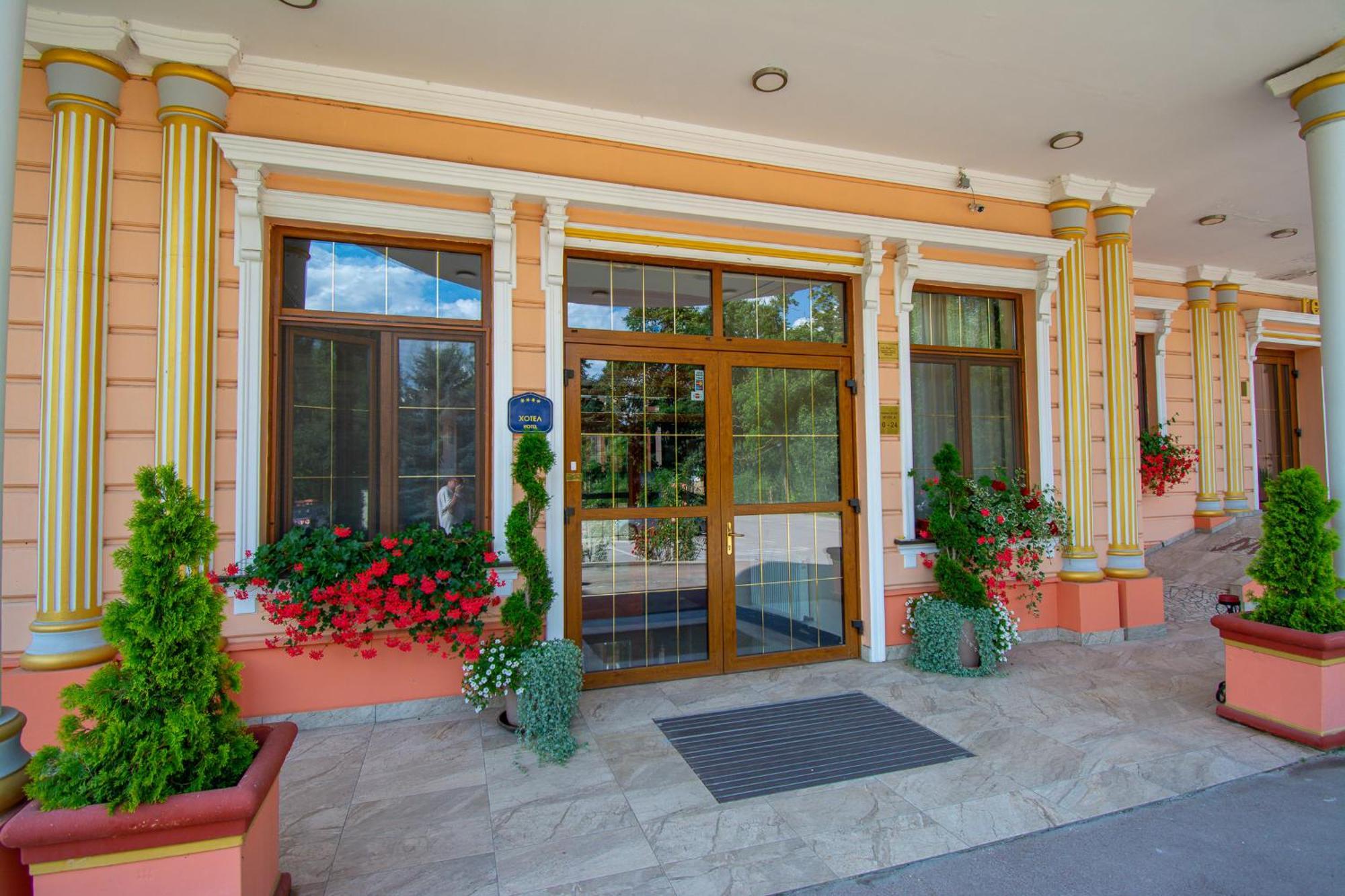 Hotel Villa Majur Subotica Esterno foto