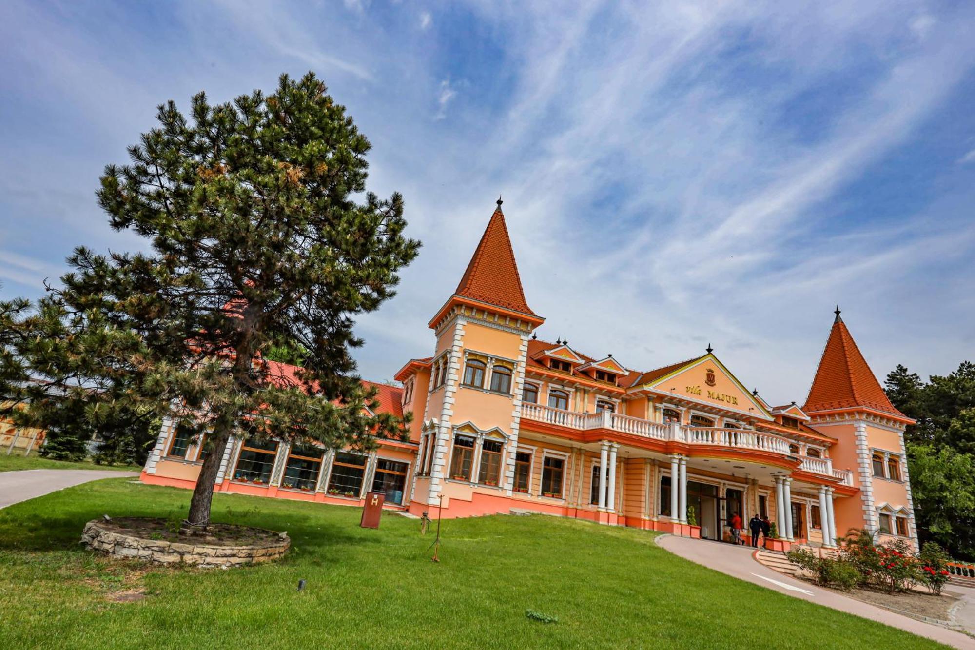 Hotel Villa Majur Subotica Esterno foto